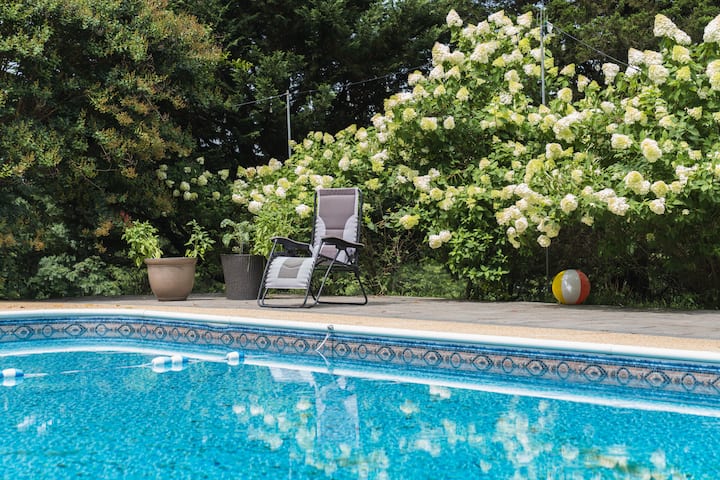 The Legacy Villa Swimming Pool Side view