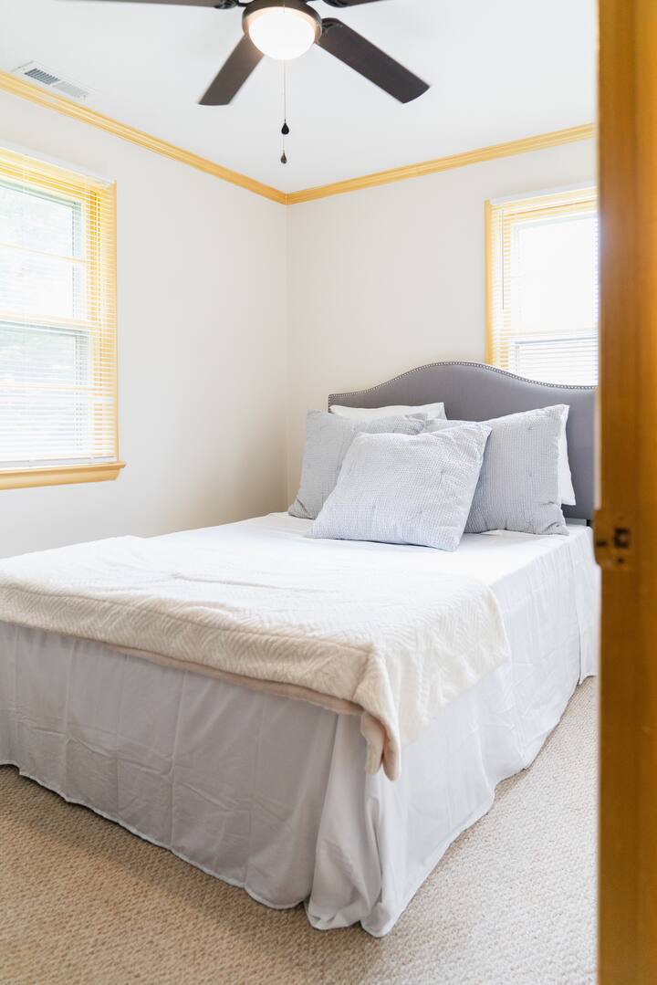 78aa87e5-ac8f-4e47-bb96-c78eff02c040