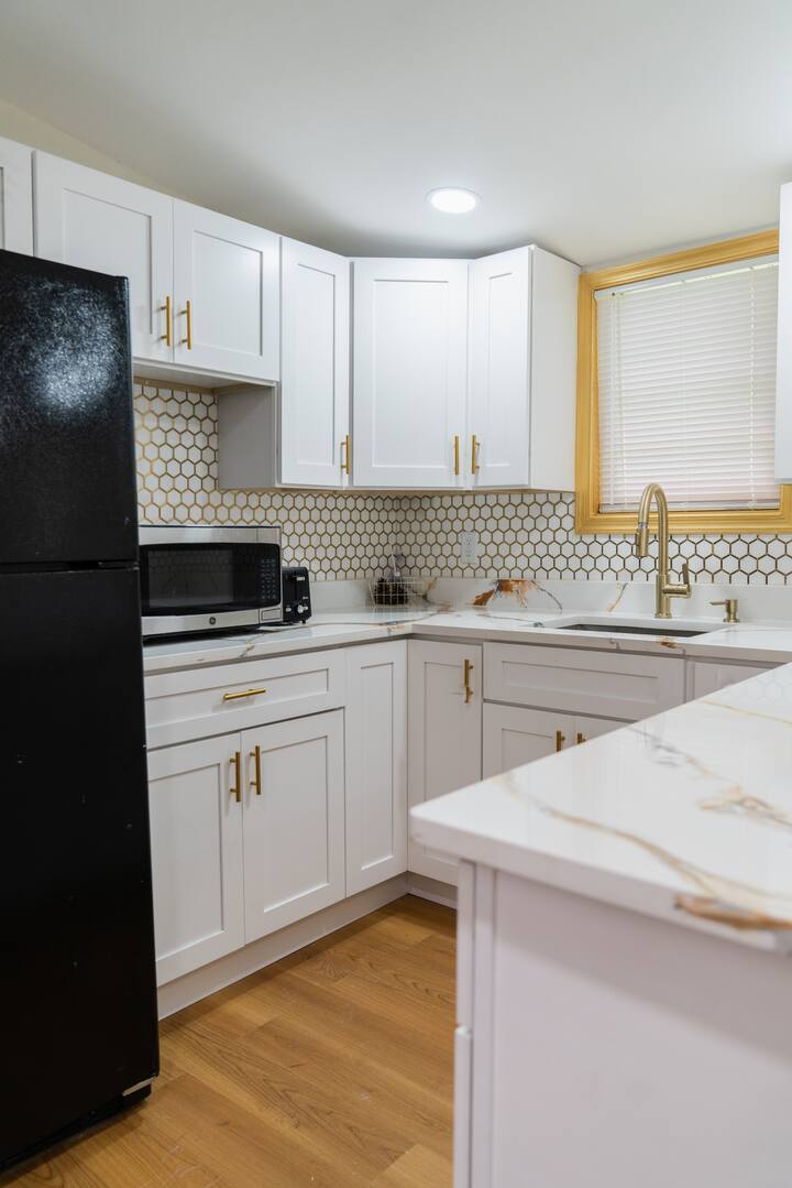 812b3bd3-717e-4aaf-bc79-57c875924904